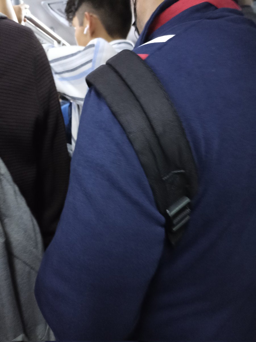 RicIvanMalbicho's tweet image. Voy trepado en la T12 desde Av de la Luz. Nomas para ver si le echaron ganitas a su cagadero de ayer en el troncal #P5F......