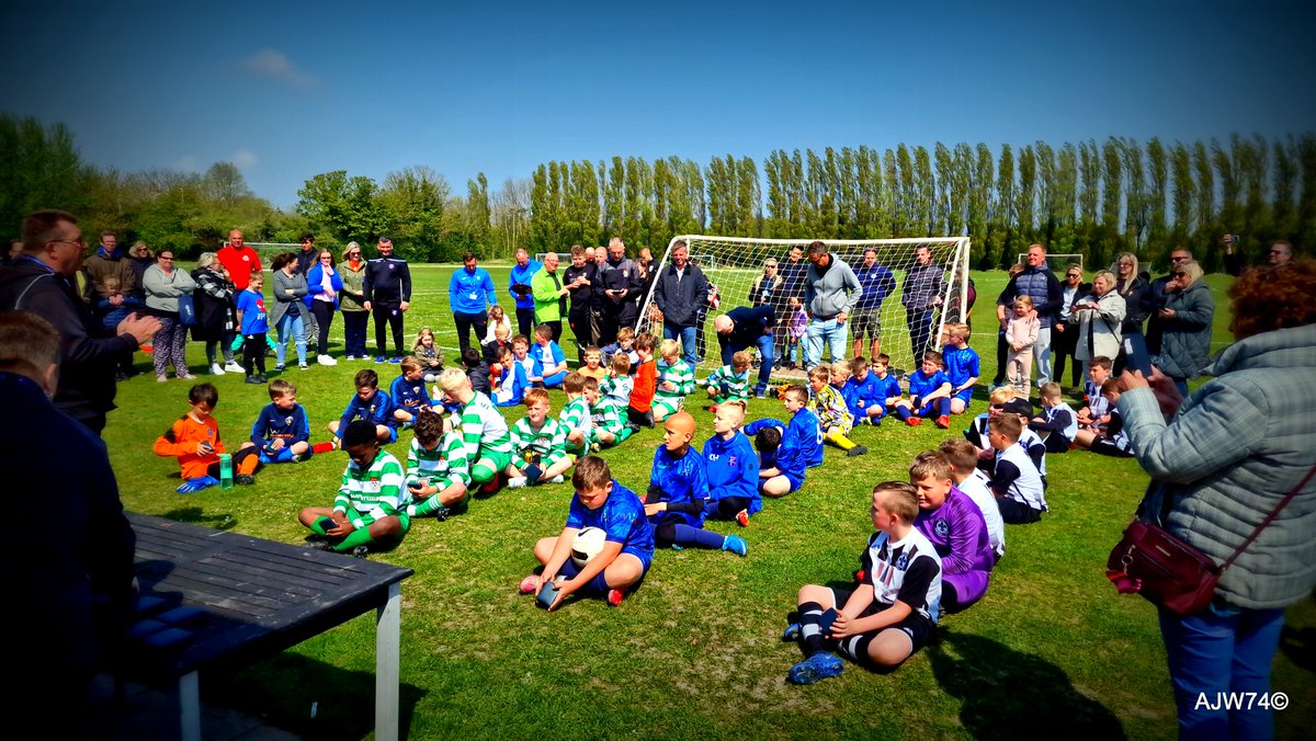 EKYL Under 11s Final
20th April 14:00 KO
Whittersham Vs Folkestone Invicta FC
Entry for spectators is free
This will be played at Three Hills Sports Complex, Folkestone.