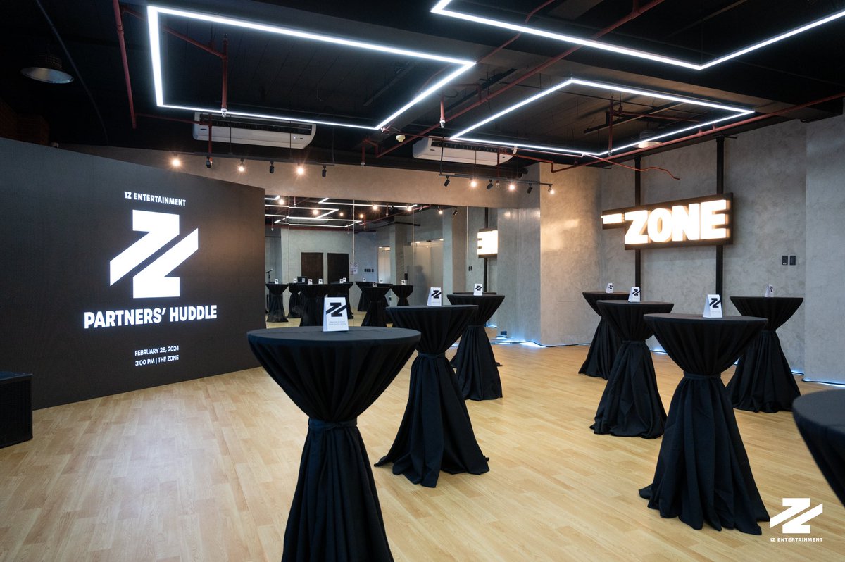 1zentertainment's tweet photo. To our brand partners &amp; agencies, media partners, music label, suppliers, and office construction &amp; design team, thank you so much for joining us today!

#1ZPartnersHuddle https://t.co/Z9c8y40bOs