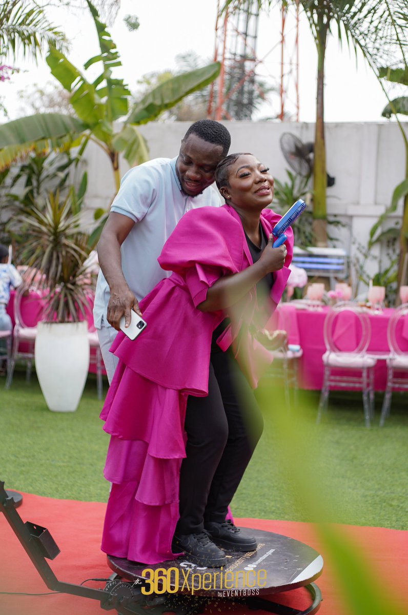EventBossGh's tweet photo. Birthday girl understood the assignment😁😂. #eventbossghana https://t.co/xB0a3Uo5rj