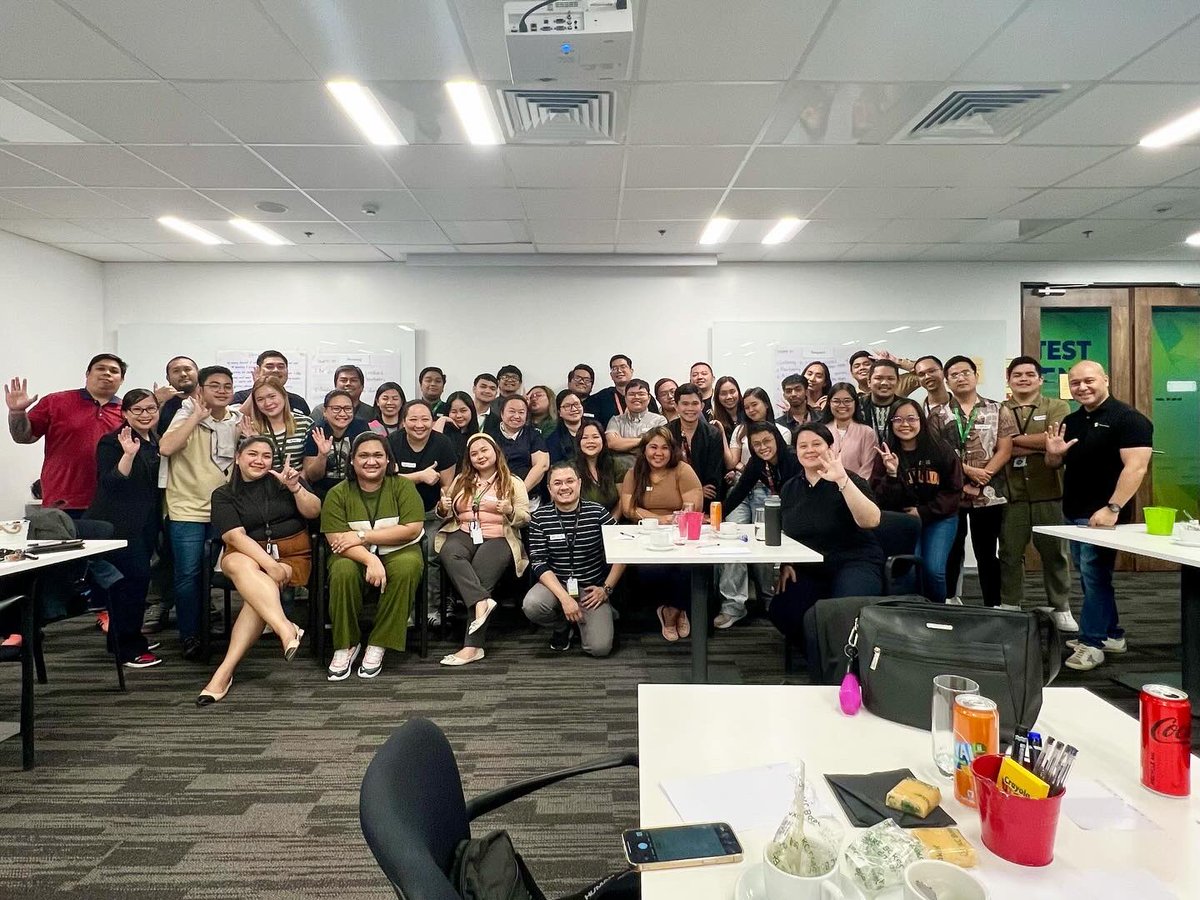 spiderhookph's tweet image. “Leadership is the key to 99% of all successful efforts.” —Erskine Bowles

We’re grateful to deliver this leadership training for batch 4. Thank you for the opportunity!
Cheers to your continued success.↗️↗️↗️↗️

#spiderhook
#spiderhooklearning #spiderhookph #SpiderhookAcademy