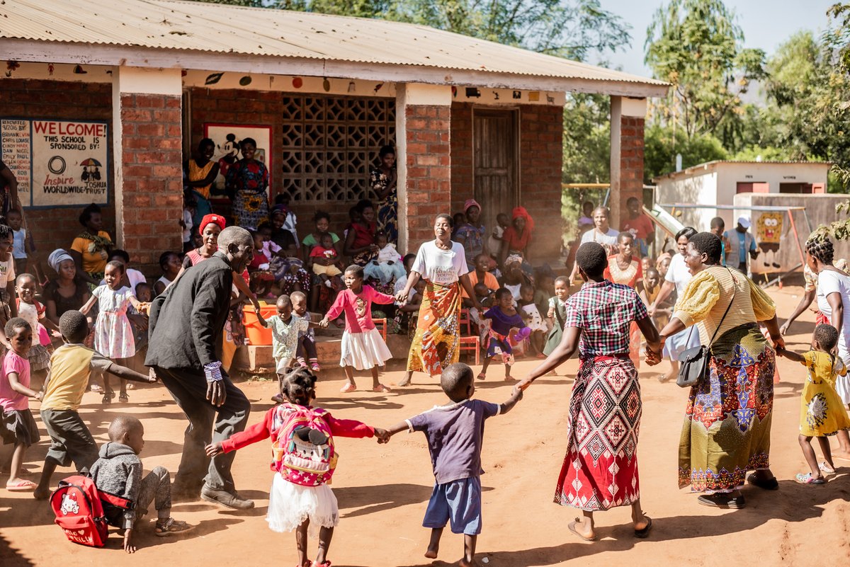 Playing supports children’s learning process.

Training teachers on play-based learning activities can help #children learn better.

#ForEveryChild, play

#LetMeLearn.