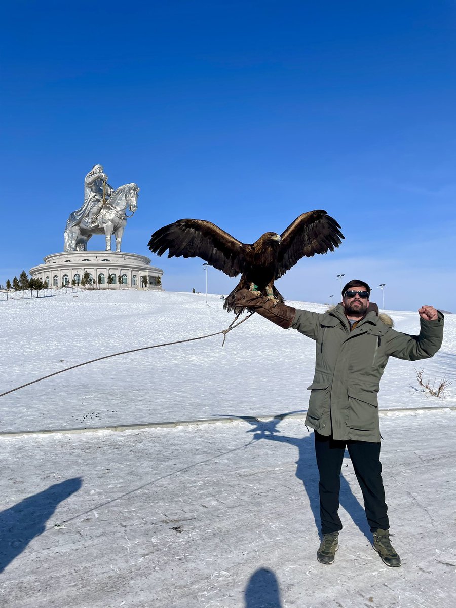 guneterss's tweet photo. The history books speak of them as having had one of the most feared, bloodthirsty and barbaric empires of all time.

After visiting #MONGOLIA 🇲🇳; I am talking about the Mongol Empire.

A #Thread 🧵… https://t.co/QvsQtWzPuQ
