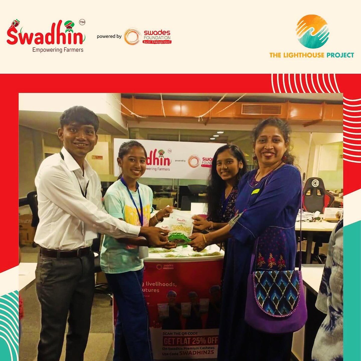 WeAreSwadhin's tweet image. Here’s a glimpse of the wonderful collaboration between The Lighthouse Project and Swadhin where the mentees are seen advocating the cause of the rural community with elan. 
#thelighthouseproject #weareswadhin #mentormeet #rural #ngo #community #mentoring