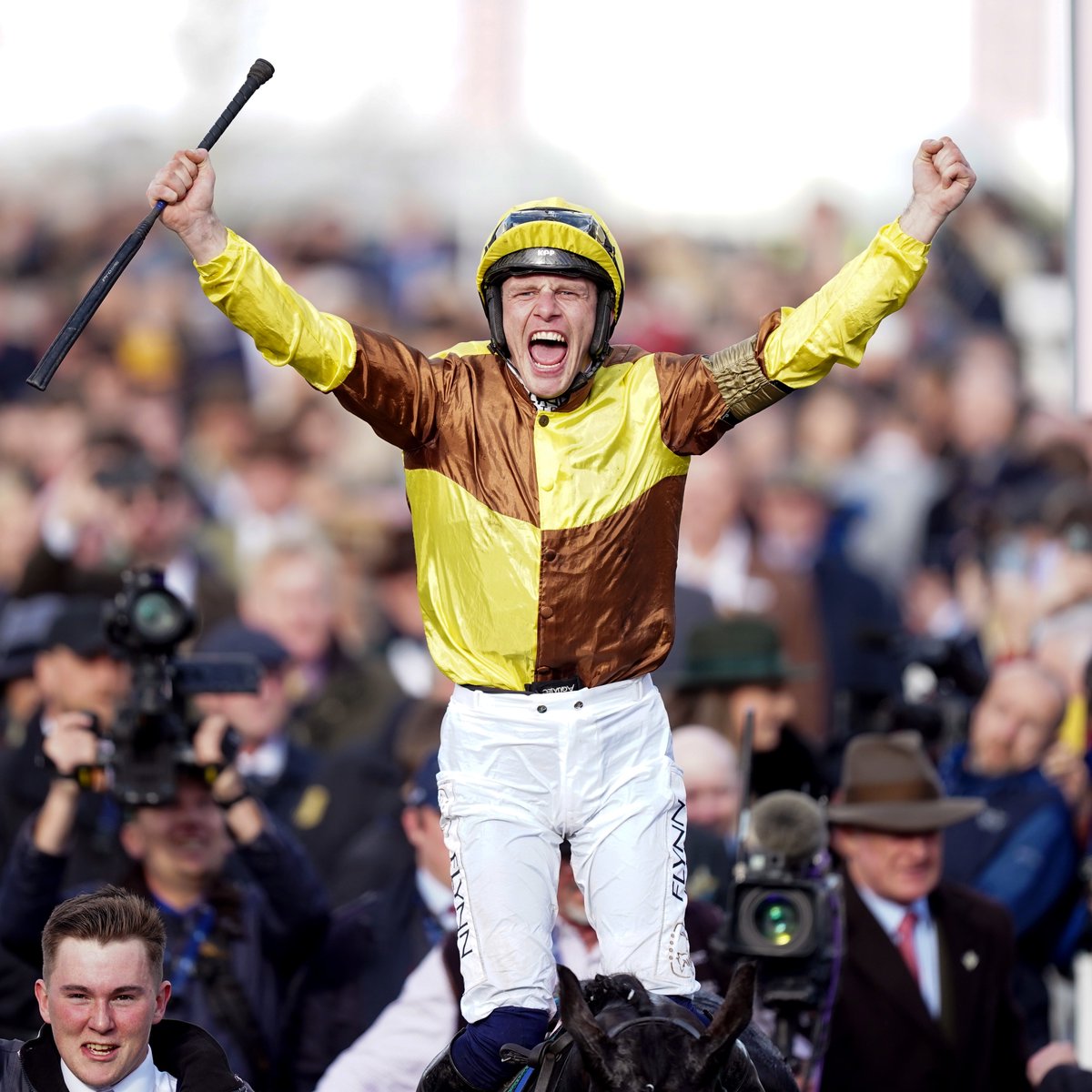 🏇COMPETITION TIME🏇

Ahead of tonight's Cheltenham Preview at 7.00pm, we're giving away a €/£100 free bet from <a href="/Betfred/">Betfred</a>!

Simply like, repost this post, and comment below with your NAP of the Festival 👇

T&amp;Cs apply. 18+ #BeGambleAware