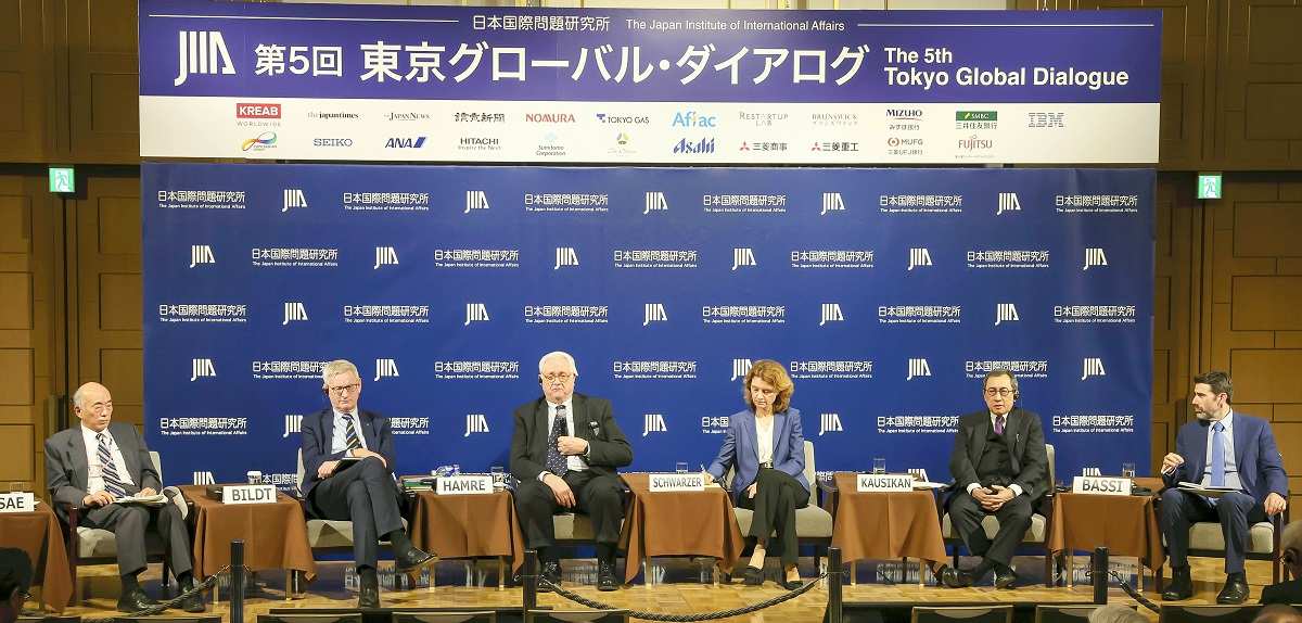 Japan Prime Minister Fumio Kishida Calls for Nations to Overcome Ideological, Value Differences to ‘Protect Human Dignity’ at Tokyo Global Dialogue japannews.yomiuri.co.jp/politics/polit…