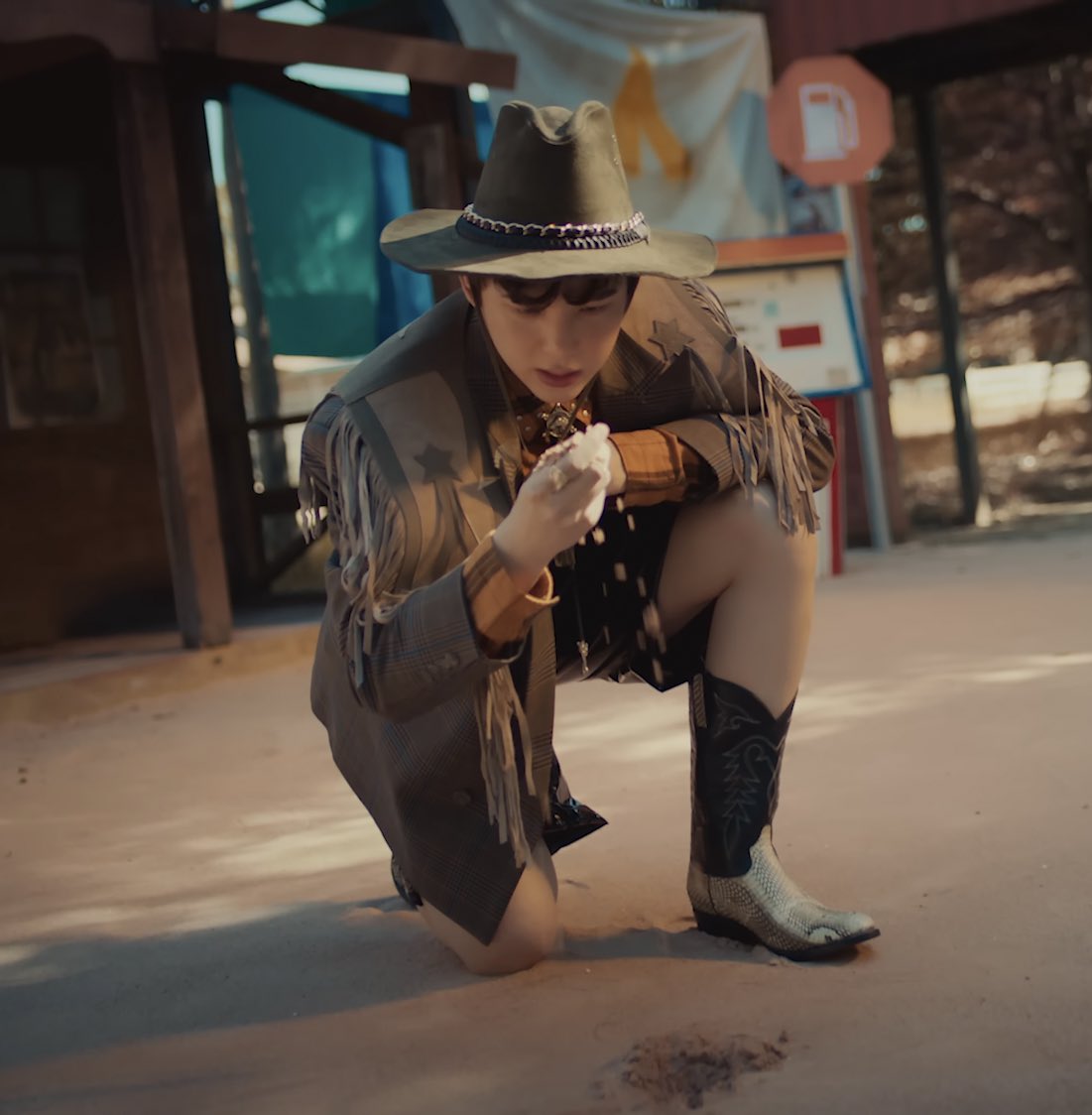 pmpmbmb's tweet image. เมนพรีฮุค ❌

เมนหยิบ เมนจับ ✅

#ATLASIGotThatMagic_MV
#PoomATLAS