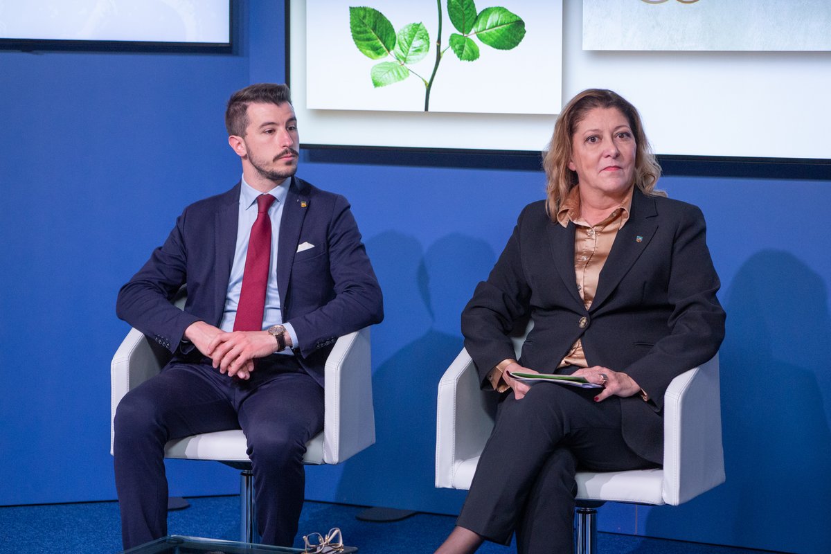 Razzolini (FdI): “A palazzo Ferro Fini la presentazione della Fiera di Bessica di Loria e dell’Antica Fiera di San Gregorio di Valdobbiadene”
#tradizionivenete
tinyurl.com/m99kyp