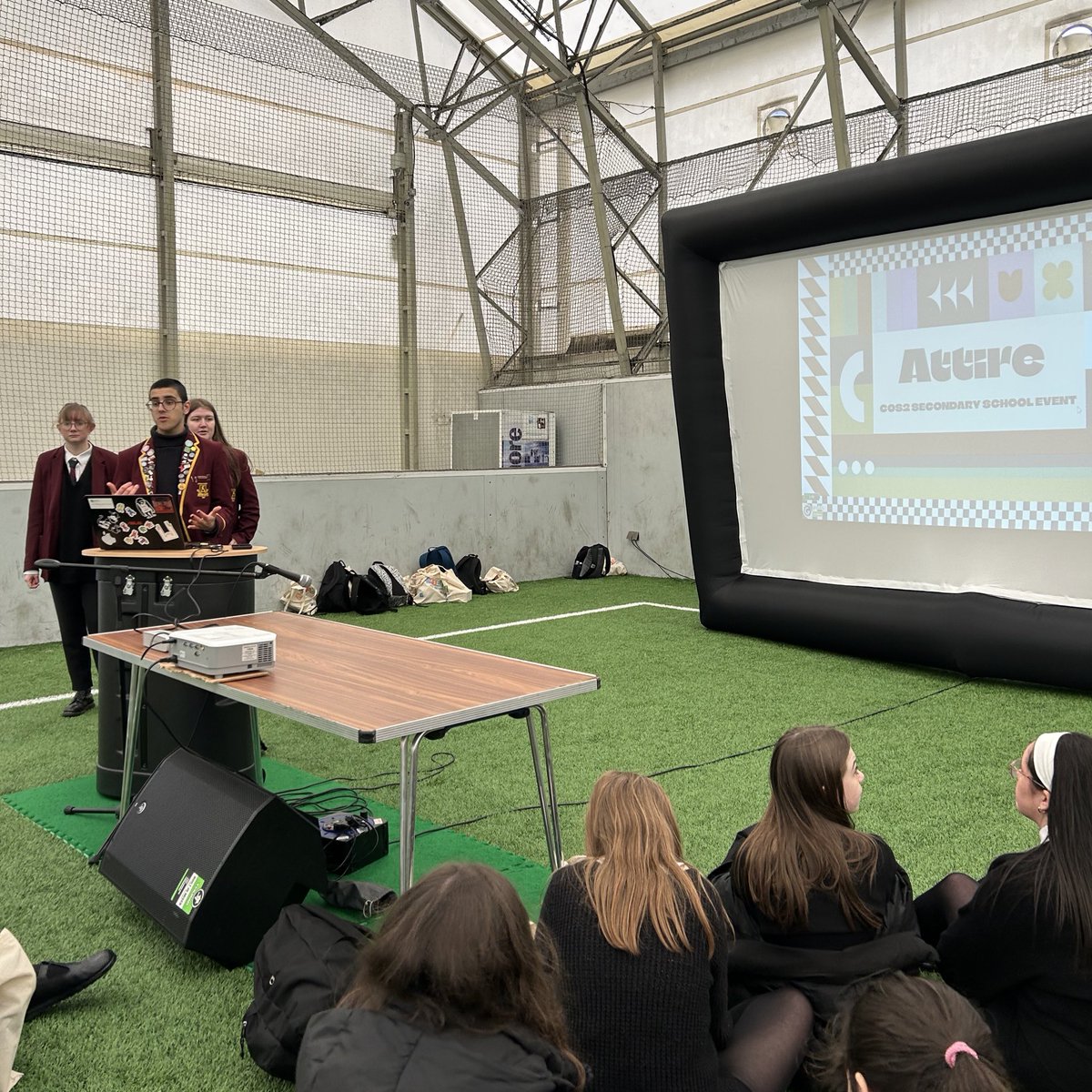 Miss Devine ✨🎻 tweet media