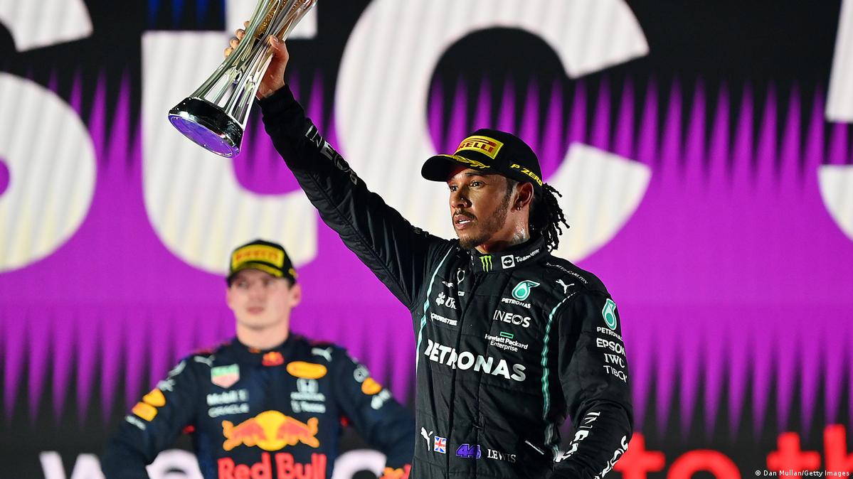 notracingpoint's tweet image. Lewis Hamilton's final 4 races of 2021 is the highest level any driver has ever performed at in the history of motorsport.

a thread🧵:👇