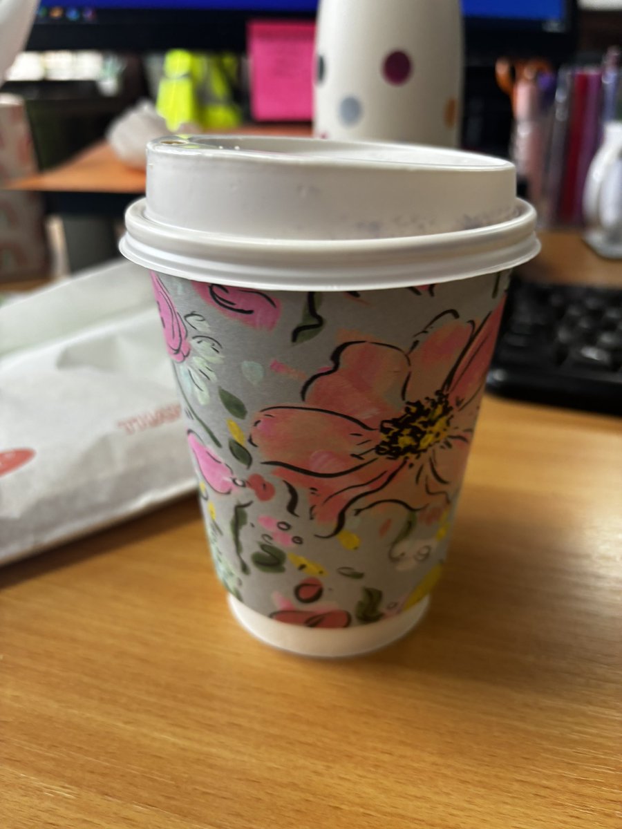 HollieB_FE's tweet photo. #microjoy - Spring coffee cups in the canteen 🤩 https://t.co/t4iue5IjzO