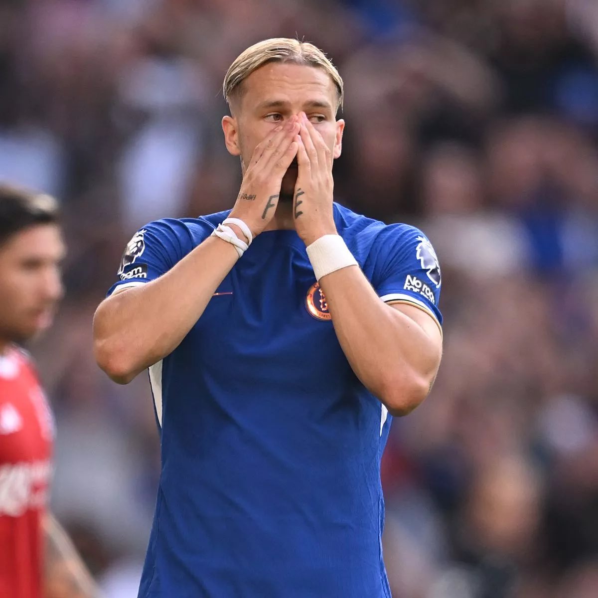 centregoals's tweet image. 🚨😢| Mykhailo Mudryk was in tears on the phone to Arsenal asking them to do something as he was on his way to the airport following his collapsed transfer to Arsenal.

[@Teamnewsandtix x @TheAthleticFC]