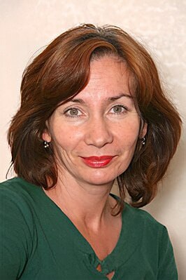 ChroniclesKiev's tweet photo. 28 febbraio 1958 nasce Natalya #Estemirova giornalista e attivista russa, impiegata dell'ufficio di rappresentanza del centro per i diritti umani Memorial a #Grozny.
Verrà uccisa il 15 luglio 2009.
Uno dei suoi ultimi messaggi era che i sostenitori di #Kadyrov https://t.co/XsRBifWh8p