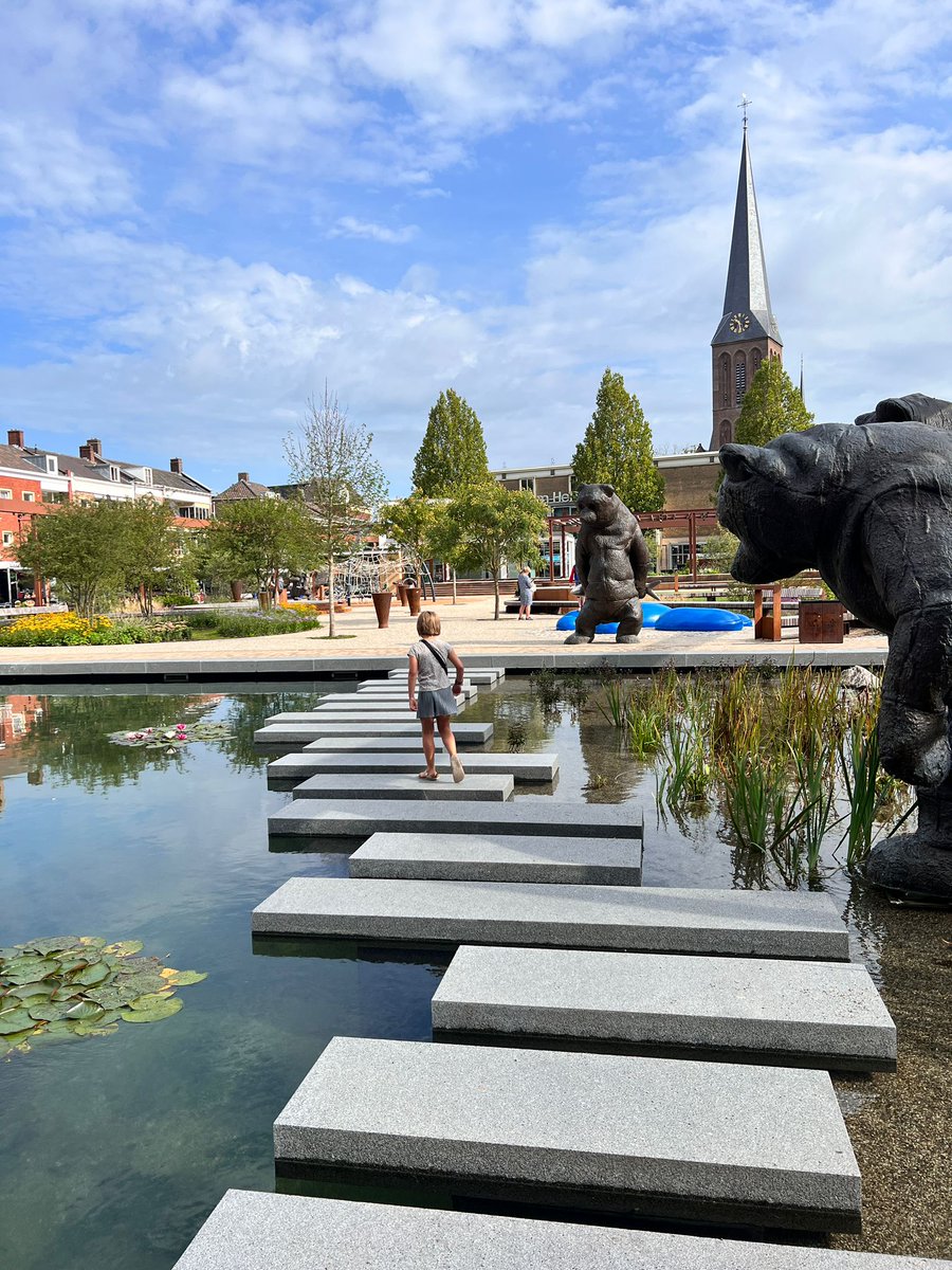 𝗢𝘃𝗲𝗿𝗶𝗷𝘀𝘀𝗲𝗹 𝗯𝗹𝗶𝗷𝘃𝗲𝗻𝗱 𝗶𝗻 𝘁𝗿𝗲𝗸 𝗯𝗶𝗷 𝗯𝘂𝗶𝘁𝗲𝗻𝗹𝗮𝗻𝗱𝘀𝗲 𝗴𝗮𝘀𝘁 | Buitenlandse gasten (groei 45%), vooral Duitsers, wisten Overijssel weer goed te vinden in 2023. Dat blijkt uit gepubliceerde cijfers van CBS. Lees verder via
kennisplatformoost.nl/nieuws/6174/ov…