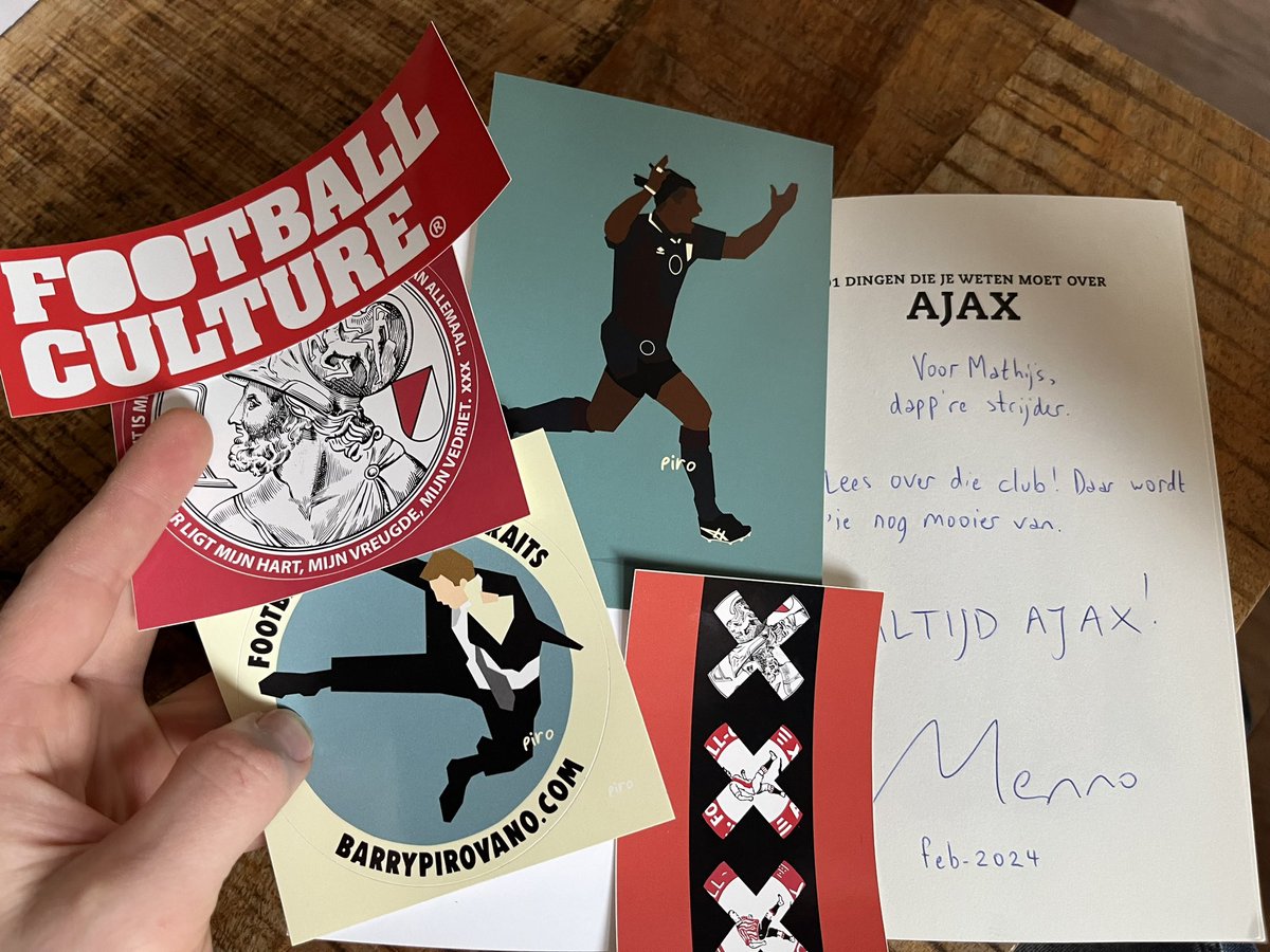 poolmw's tweet image. Hij is binnen!! Nogmaals bedankt! 

En @mennopot bedankt voor het signeren l!!