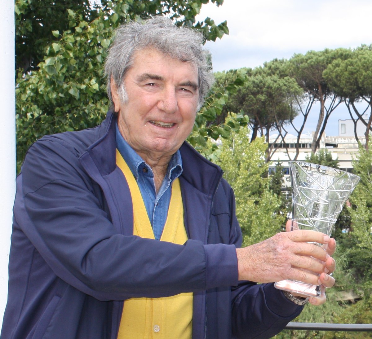 Auguri di buon compleanno (82!) al nostro Presidente Onorario Dino Zoff csain.it/notizie/auguri… <a href="/Coninews/">CONI</a> <a href="/SportGoverno/">SportGoverno</a> <a href="/SporteSaluteSpA/">Sport e Salute</a> <a href="/Confindustria/">Confindustria</a>