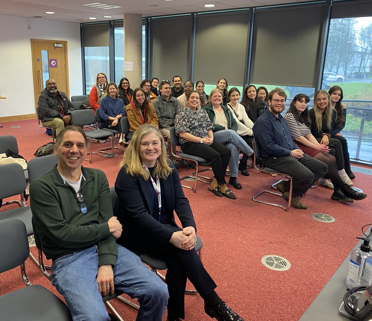 galwayCASSCS's tweet image. We were delighted to talk earlier today with a group of High School Guidance Counsellors visiting @uniofgalway from the USA. 

Our US student panel shared many helpful insights on their student experience!

#UniversityofGalway #GalwaysthePlace #ForYouForTomorrow