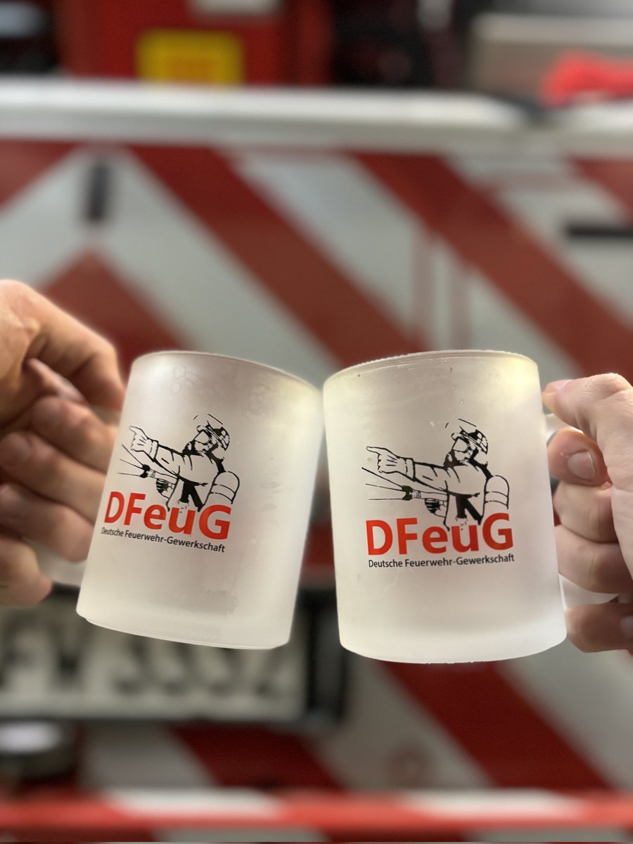 Moin! 

Auch in diesem Jahr wird man die #DFeuG auf den vielen Messen sehen! 

02.-05.05 ➡️ H.O.T.- Days in Külsheim
15.-17.05  ➡️ #RETTmobil in Fulda
05.-08.06 ➡️ #112Rescue in Dortmund
10.-12.10 ➡️ Florian in Dresden

Seid dabei und schnackt mit den Kolleg*innen vor Ort! 😇