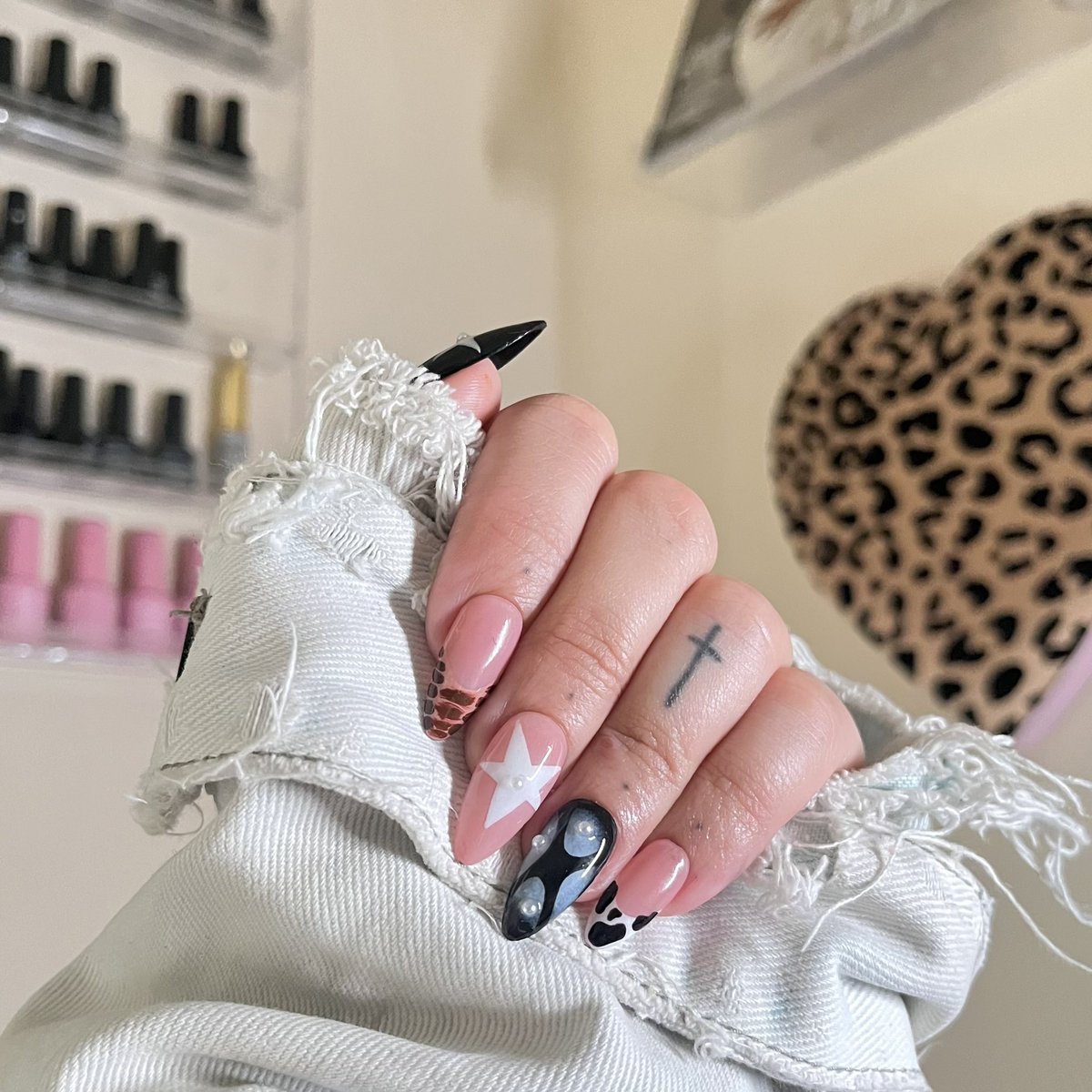 love the way this turned out! get this only on ArikaCLAW.com 🖤