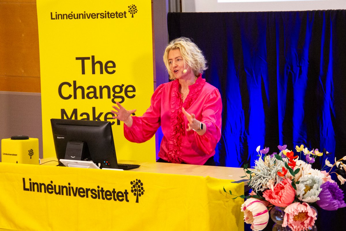 Det handlar om svensk skolas framtid, så det är ett betydelsefullt uppdrag. Det säger Linda Fälth som forskar om läsning, läsutveckling, läs- och skrivsvårigheter och dyslexi, och just utsetts till expert i regeringens läroplansutredning. #lnuresearch
lnu.se/mot-linneunive…