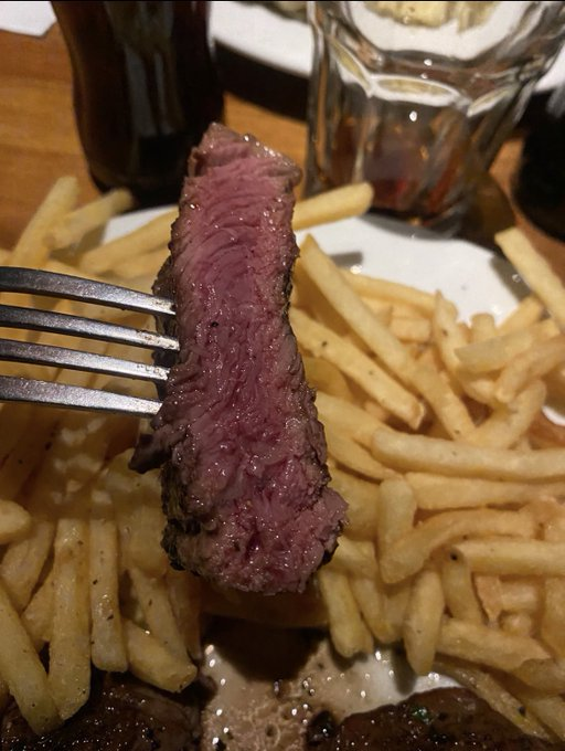 itsD3lay's tweet photo. este es literalmente el punto justo de la carne. https://t.co/1xwjU7OkNS