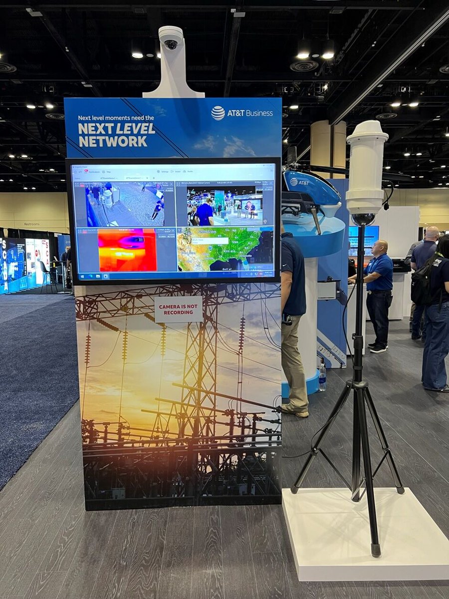 DigitalBarriers's tweet image. We&apos;re in Florida for #DISTRIBUTECH24

To kickstart our new partnership with @Anterix_Inc, we&apos;ve joined their team at Booth 2001 to discuss the #AnterixActiveEcosystem

It&apos;s been a pleasure to watch demonstrations &amp;amp; network with our peers — including @ATT, exhibiting at Booth 443
