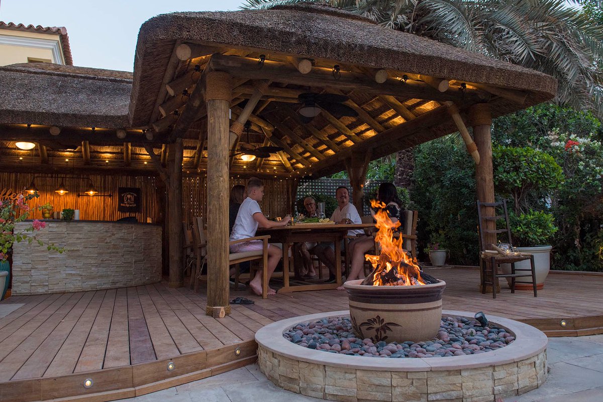 CapeReed's tweet photo. Transform your outdoor space into a luxurious retreat with our timber decking. From classic designs to modern spaces, we craft dreams into reality. 

https://t.co/4moJhFnyjo

#Timber #Decking #TimberDeck #Woodendeck https://t.co/W7srP1MzMy