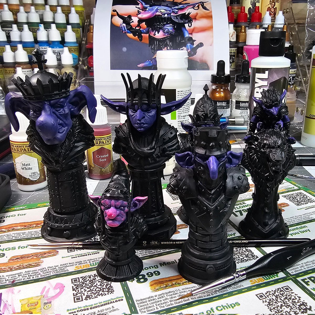 yarell's tweet image. I haven&apos;t taken any pictures for a few weeks, but I have been working on a few projects. Here&apos;s a peek at one I just started. #hawkerhobbies #gnome #chessset #dnd #miniaturepainting