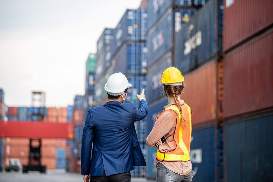 Supply Chain Crises Snarl Shipping Container Traffic: This is a Job for #AI @forbes @sap @FujitsuGlobal @Envisionesl #worldbank forbes.com/sites/sap/2024…