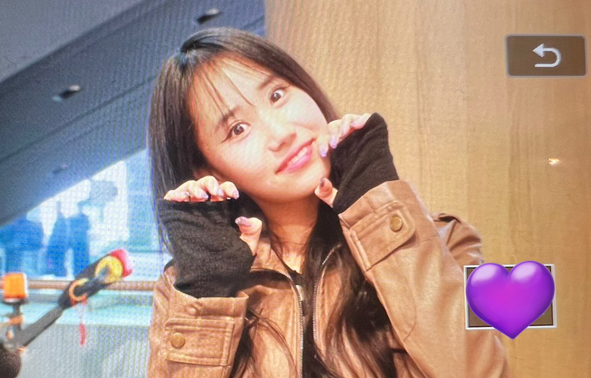 specialday_0403's tweet image. 📸[프리뷰] 240128 ICN 입국
#플로리아 #floria #조아라 #joara #JOARA #조성아 @EntFloria

아라 한국 왓따아!!!!💕