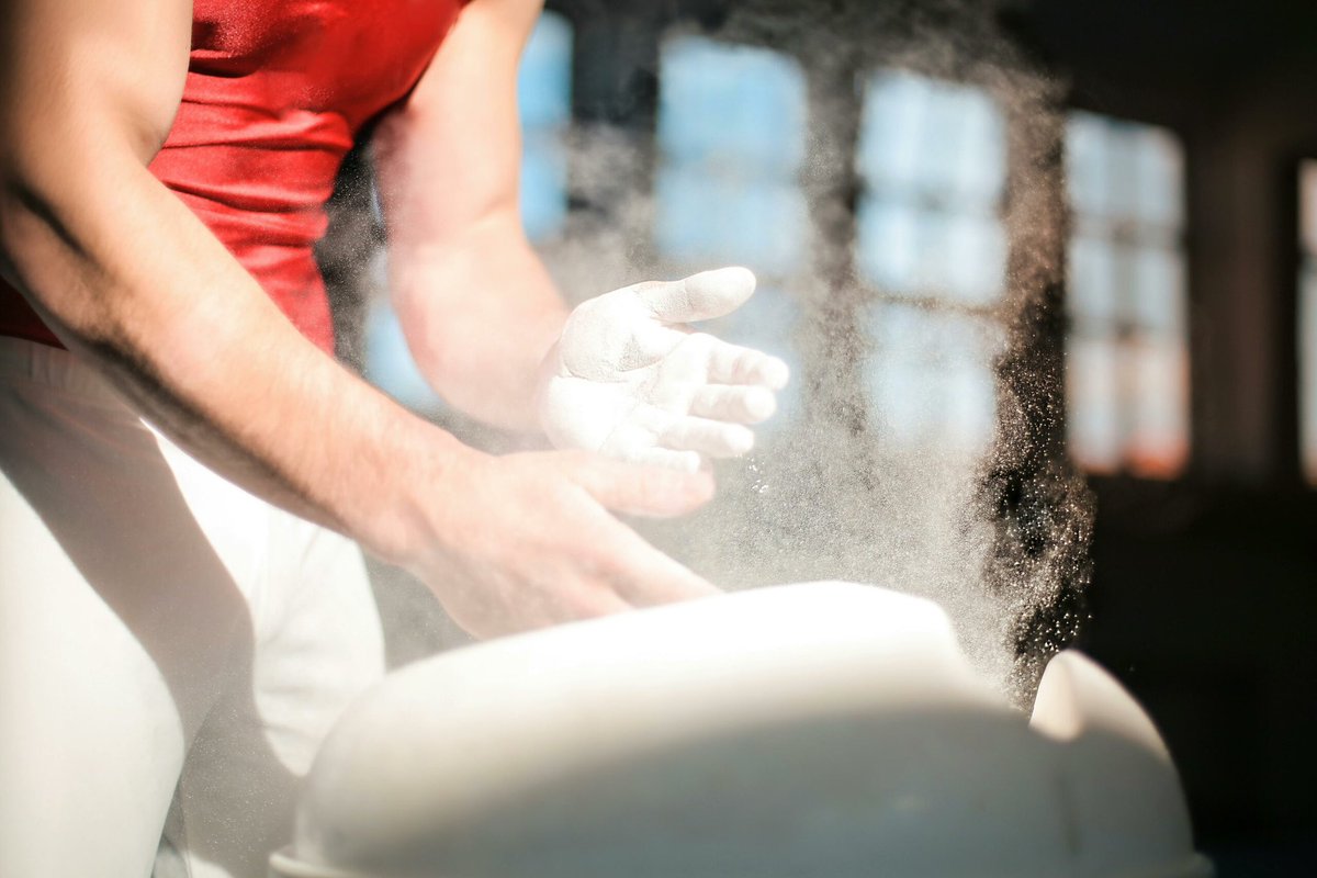 Should I take creatine?

I’m often asked about supplements. Creatine works, but my response is rarely yes
Find out why
👇🏼
getbacktosport.com/sc-blog/