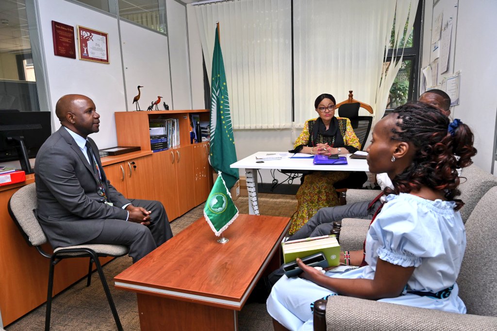 State Dept For Environment & Climate Change (@enviclimatec_ke) on Twitter photo <a href="/EnviClimateC_Ke/">State Dept For Environment & Climate Change</a> PS <a href="/Eng_F_Ngeno/">Dr. Eng. Festus K. Ng’eno, MIEK, CBS</a> today met with Africa Union Commissioner H.E. Amb. Josefa Sako on the sidelines of #UNEA6.
The meeting covered partnership opportunities with the <a href="/_AfricanUnion/">African Union</a>, including the inaugural <a href="/AfClimateSummit/">Africa Climate Summit</a>, which was co-hosted by Kenya and AU. <a href="/EnviClimateC_Ke/">State Dept For Environment & Climate Change</a> PS <a href="/Eng_F_Ngeno/">Dr. Eng. Festus K. Ng’eno, MIEK, CBS</a> today met with Africa Union Commissioner H.E. Amb. Josefa Sako on the sidelines of #UNEA6.
The meeting covered partnership opportunities with the <a href="/_AfricanUnion/">African Union</a>, including the inaugural <a href="/AfClimateSummit/">Africa Climate Summit</a>, which was co-hosted by Kenya and AU.