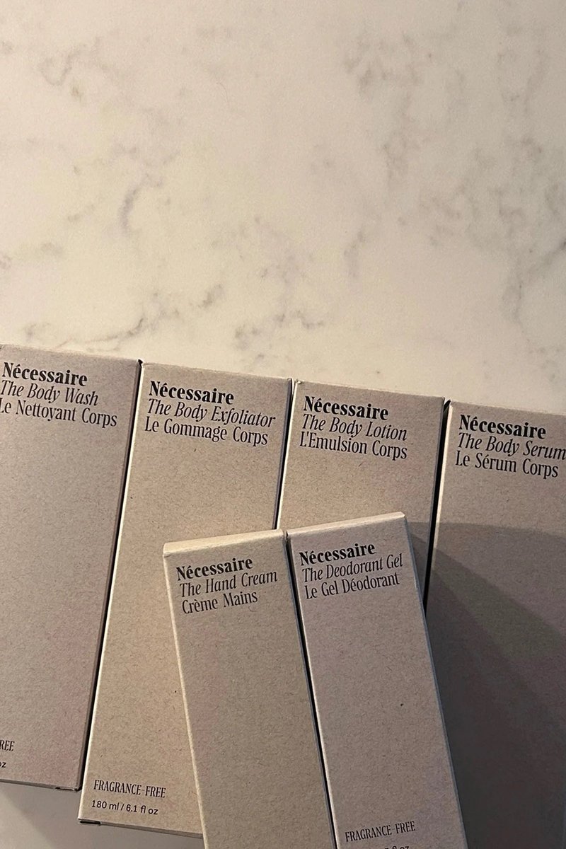 emmalouiselayla's tweet photo. New skincare faves, incl. Nécessaire’s fragrance-free, hypoallergenic body product range 🧖‍♀️ https://t.co/huJHlZkI30 #Skincare #Necessaire #CleanBeauty https://t.co/qMDeZVsyC5