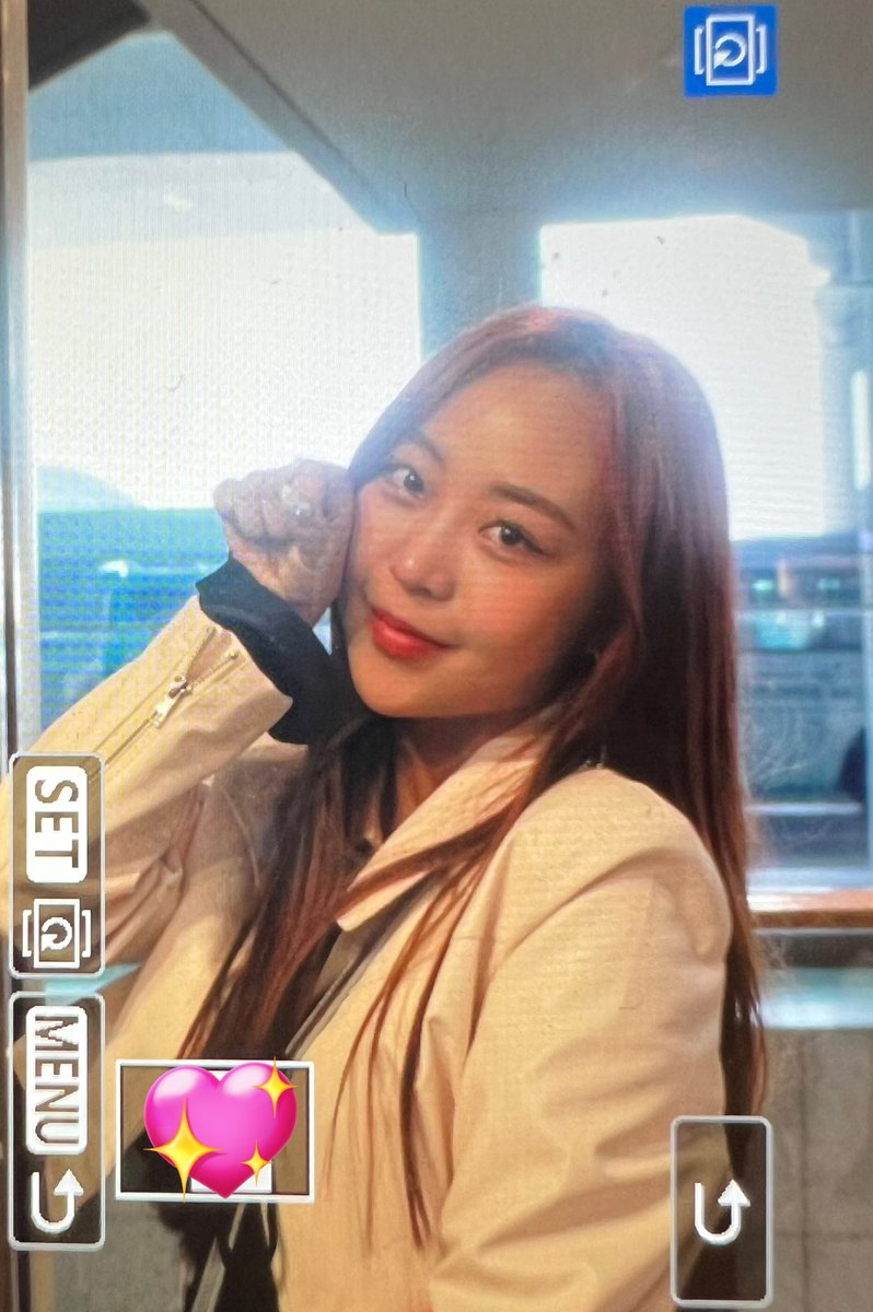 specialday_0403's tweet image. 📸[프리뷰] 240128 ICN 입국
#플로리아 #floria #한나 #hanna #HANNA #박은정 @EntFloria

한나 일본 첫공연 수고많았오💖
