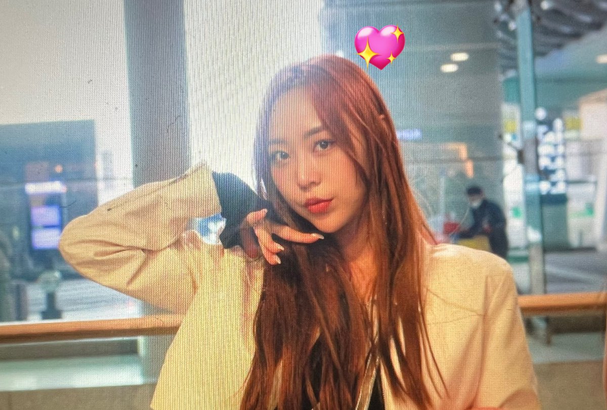 specialday_0403's tweet image. 📸[프리뷰] 240128 ICN 입국
#플로리아 #floria #한나 #hanna #HANNA #박은정 @EntFloria

한나 일본 첫공연 수고많았오💖