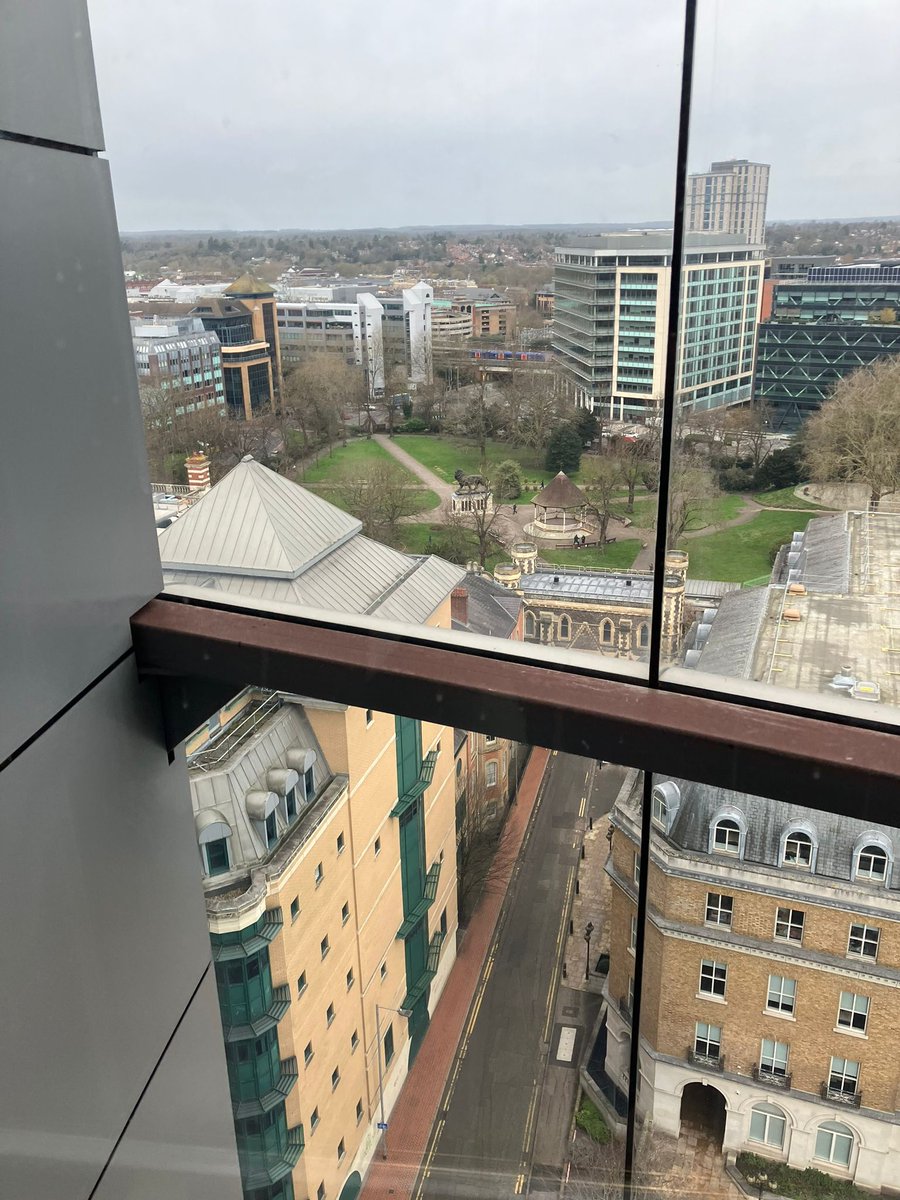 SapRayInsider's tweet photo. Fab @Insiderseast roundtable today on expansion, innovation and diversification - with @Croxsons, @InvestinReading, @OwenMumford, Xtrac, @AnescoLtd, OSL, Lowe &amp; Oliver, @WEBMART, @FitnessGenes, @esriuk. Thanks to partners BDO and hosts @IbbLaw, esp for views from their office. https://t.co/17ozZ1Mg6q