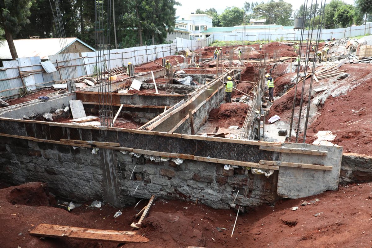 Governor Kimani Wamatangi, EGH 🇰🇪 tweet media