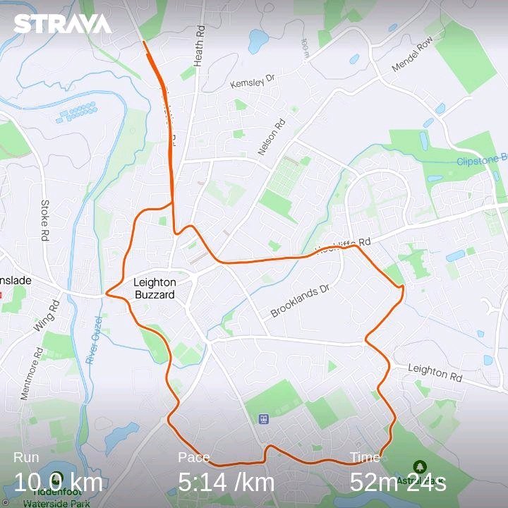 marketingrckstr's tweet photo. Midweek Lunch Break Quickie @runningpunks #virtualrunningclub https://t.co/pEXfyEXf5I https://t.co/urrOOGZb3K