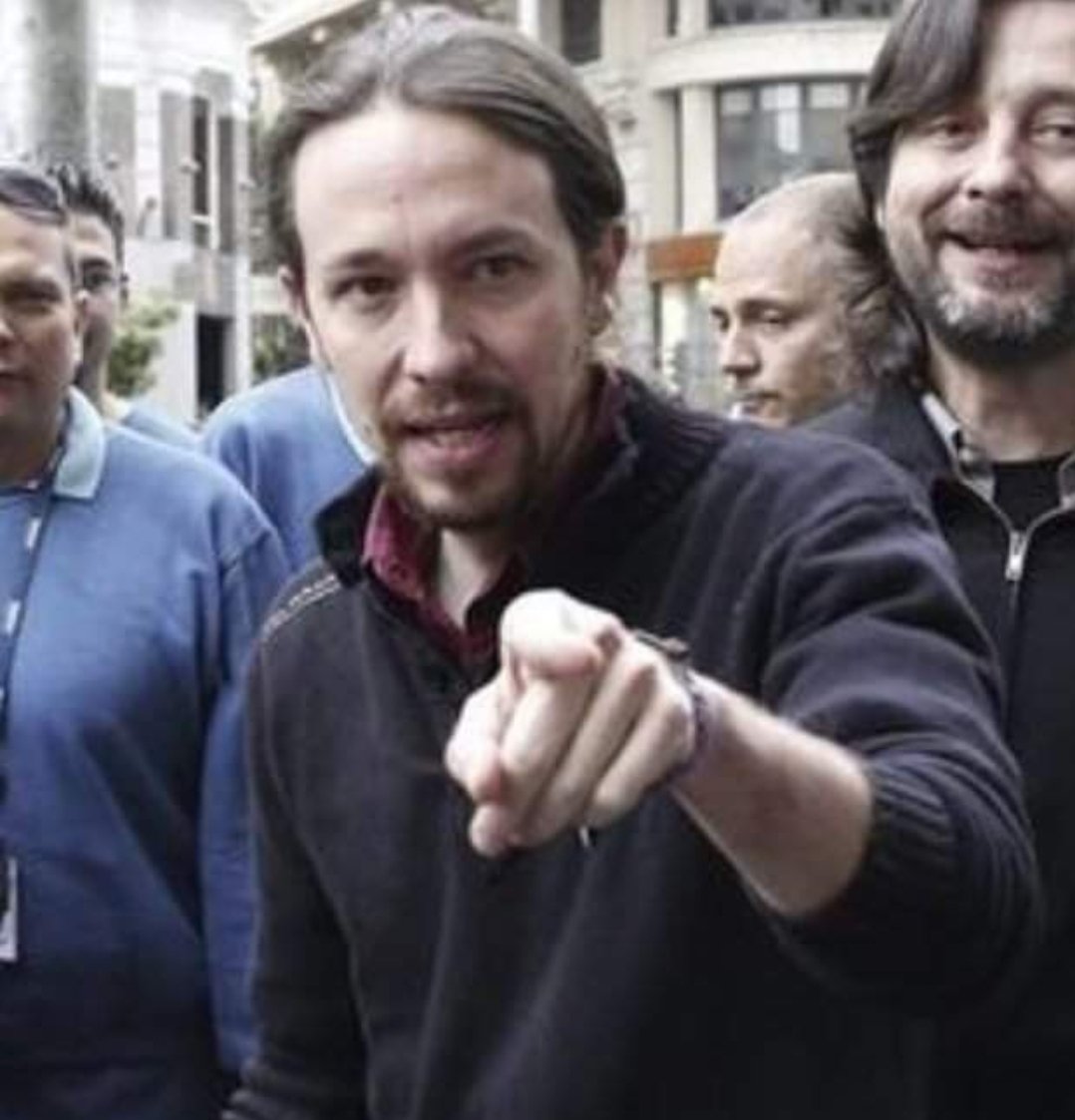 ¿Queréis honestidad política?, más honestidad que Pablo Iglesias nadie, y habéis ido por él y su familia como carroñeros