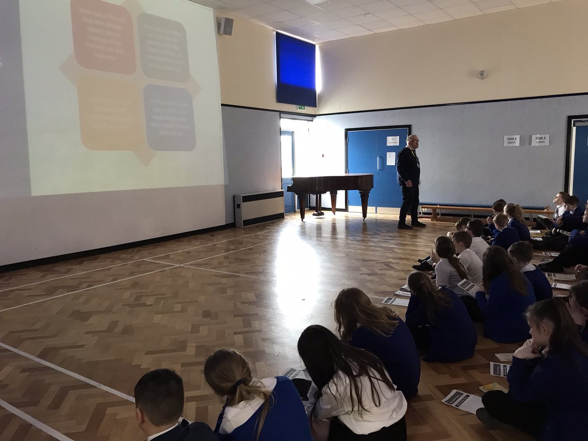 Today we had a visit from Tim Pinto, who taught us the importance of internet safety! Thanks, Tim👍💪 #wyberscomputing