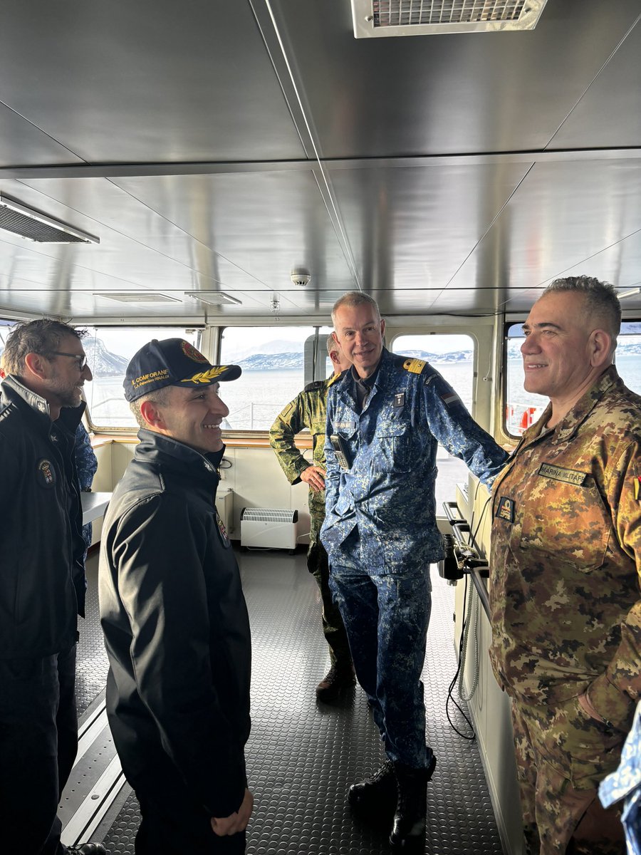 🇳🇱 Exciting update! 🇮🇹 Our Italian NATO partners joined us on board HNLMS Johan de Witt during the Arctic exercise #NordicResponse. Their flagship, ITS Garibaldi, enhanced our joint capabilities. Grateful for the fruitful collaboration and strengthened alliance! #NATO