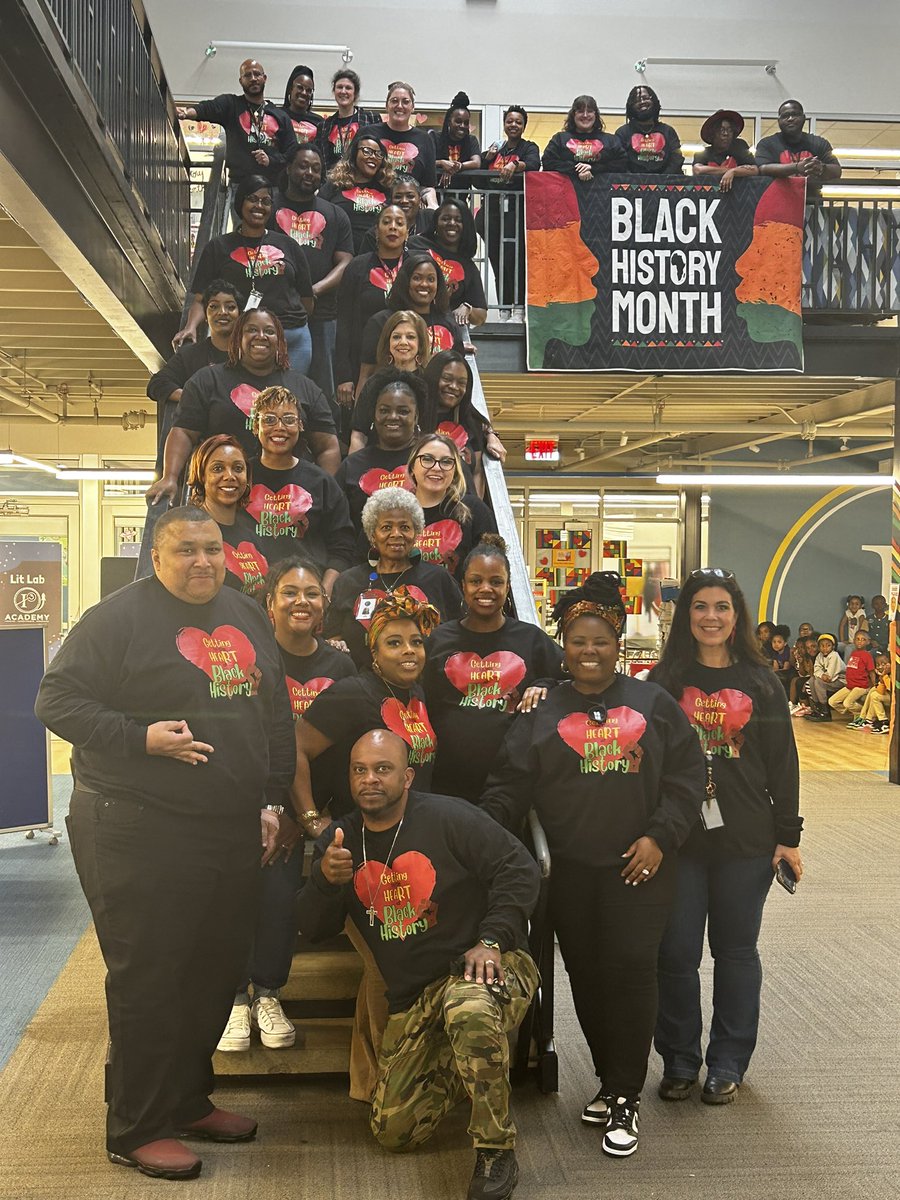Ms_Juran's tweet photo. Getting to the heart of black history ❤️💚🖤
#BlackHistoryMonth #BlackHistoryMonth2024 https://t.co/Nkrwzt090e