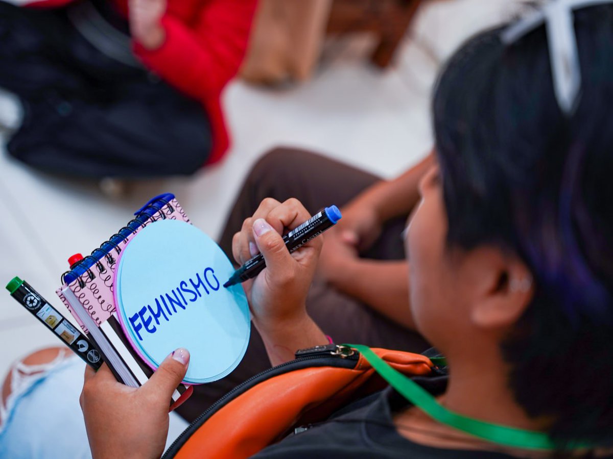 🤩 Con la alegría del carnaval, nuestro socio <a href="/MuyWaso/">Muy waso</a> armó una "fiesta" con periodistas y creadores de contenido indígenas, así como activistas LGBTIQ+ y afrobolivianas para contrarrestar la #desinformación y los discursos de odio

✅¡Aprender, mejor con diversión! 
📸 #MuyWaso