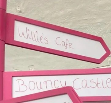 dylan6roberts's tweet image. My current hobby is finding new photos from the Glasgow Willy Wonka experience.