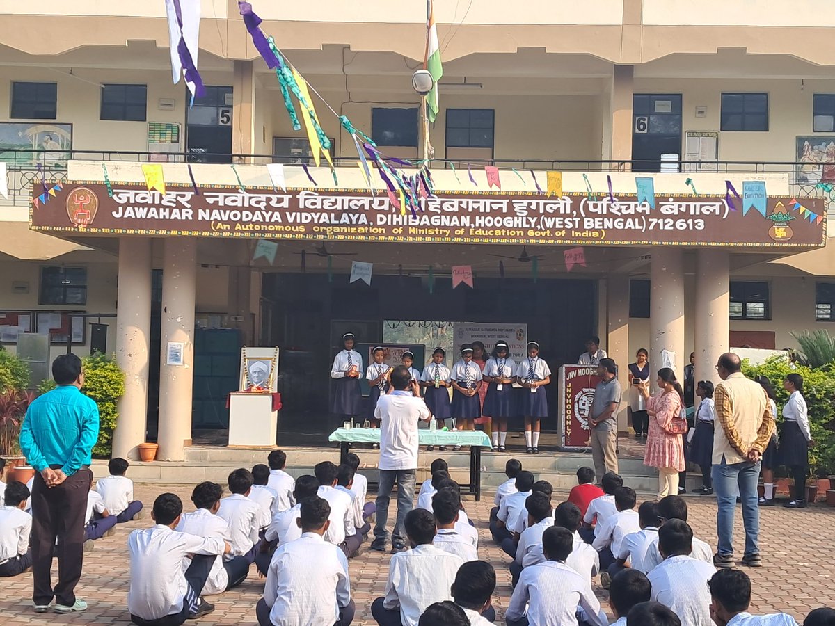HooghlyJnv's tweet photo. #NationalScienceDay2024 celebrated in @HooghlyJnv 
#CareerFair https://t.co/W77U5fDsEg