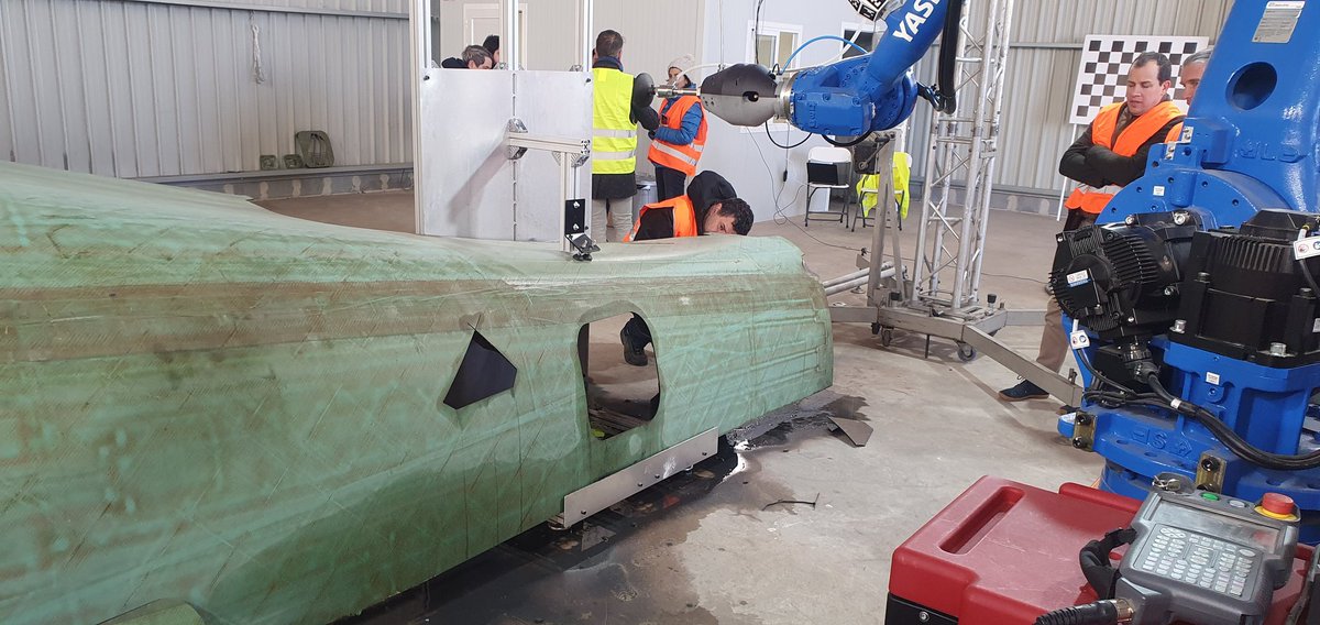 Aeropuerto de Teruel, vuela la innovación tweet media