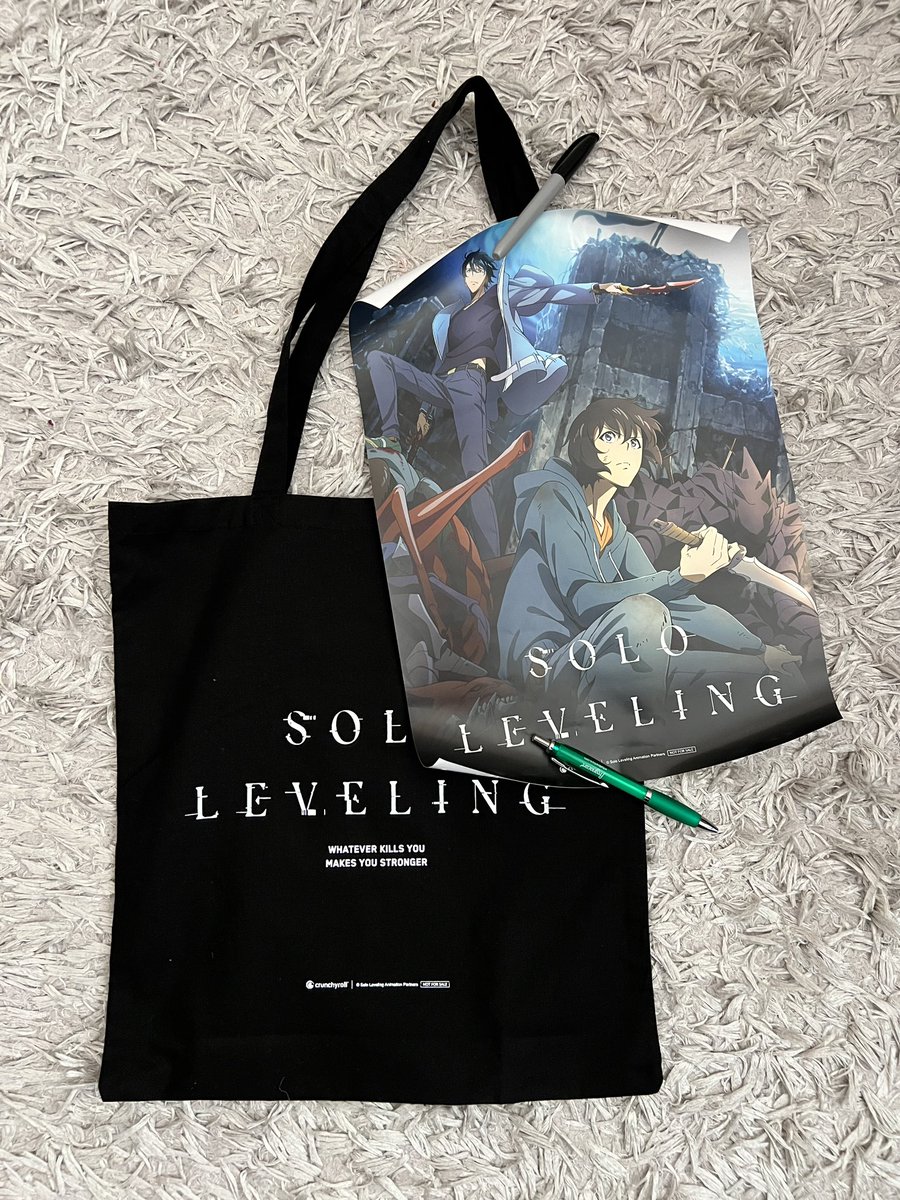 For my Solo Leveling fans.

Get ready for an epic #giveaway We're handing out a poster and tote bag

To enter:
1. Follow us.
2. Like this post.
3. Repost with your Solo Leveling gif

Thanks for your support! Winner announced Friday, 8th March at 7pm GMT. UK residents only.