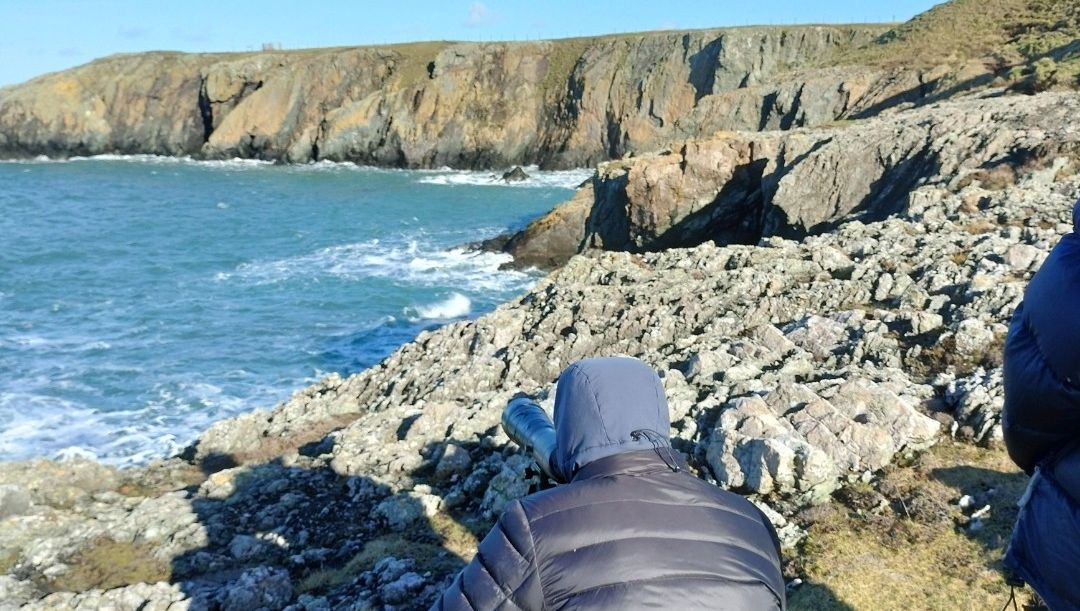 At the BMC, we're all about securing access to crags while respecting our responsibility towards local wildlife 🐦🌳⁠ Tom Carrick joined writers Pat Littlejohn & Mick Lovatt to discuss seasonal restrictions along Llŷn Peninsula coastline. Read more ➡️ thebmc.co.uk/how-climbers-h…