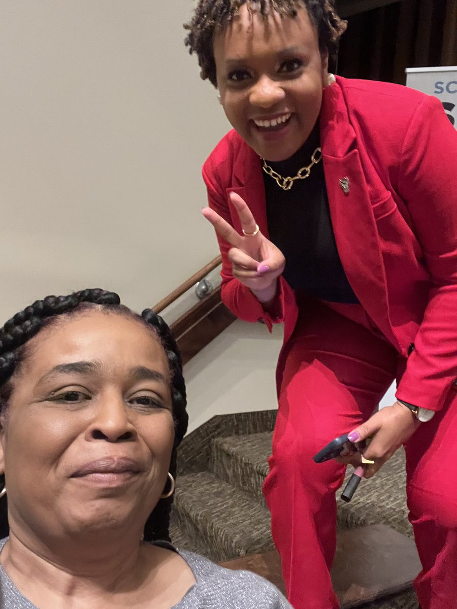 Tech_Shorty's tweet image. At three Science for All Summit where Dr. Khalia Braswell is the keynote speaker. So proud of my niece! #ScienceforAll #ScienceforAllSummit