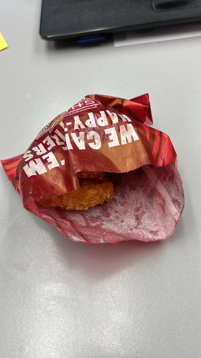 imprisionedby's tweet photo. I have no idea why I keep going back to @sheetz the coffee is horrible and the food leaves much to be desire.  Small hash brown bites. 4 you get 4 https://t.co/cJMjfiwYPG